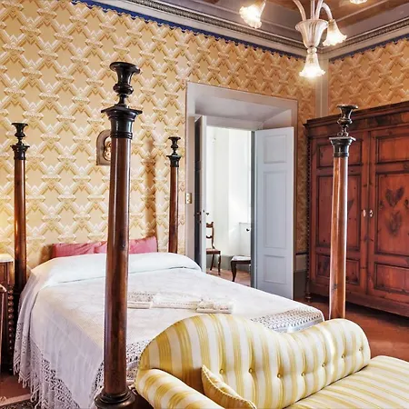 Villa Pera *